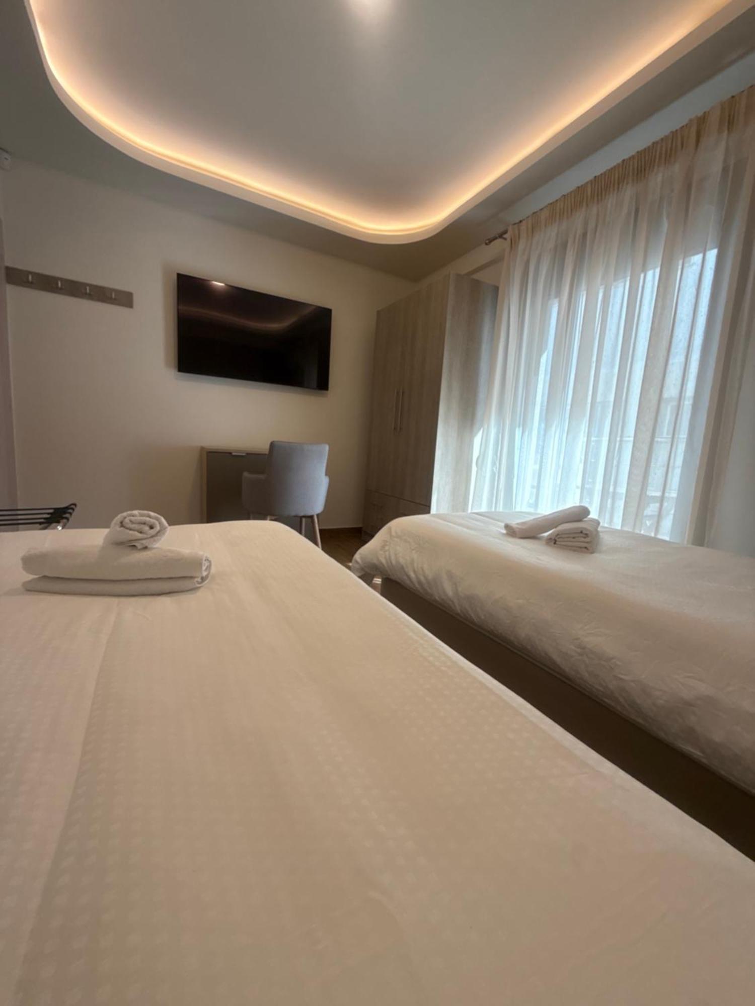 Aqua Mare Luxury Apartments Paralia Katerinis Phòng bức ảnh