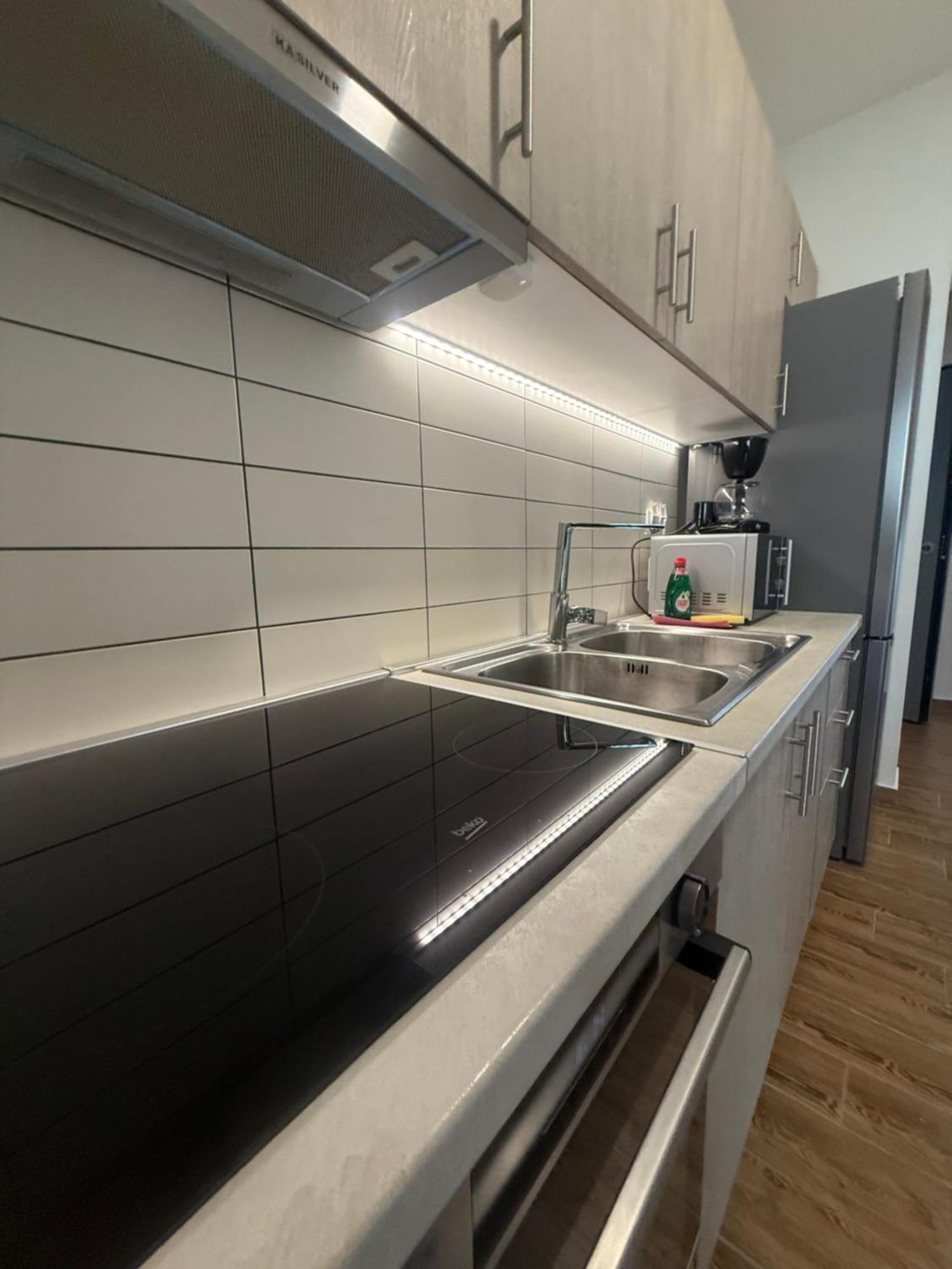 Aqua Mare Luxury Apartments Paralia Katerinis Ngoại thất bức ảnh